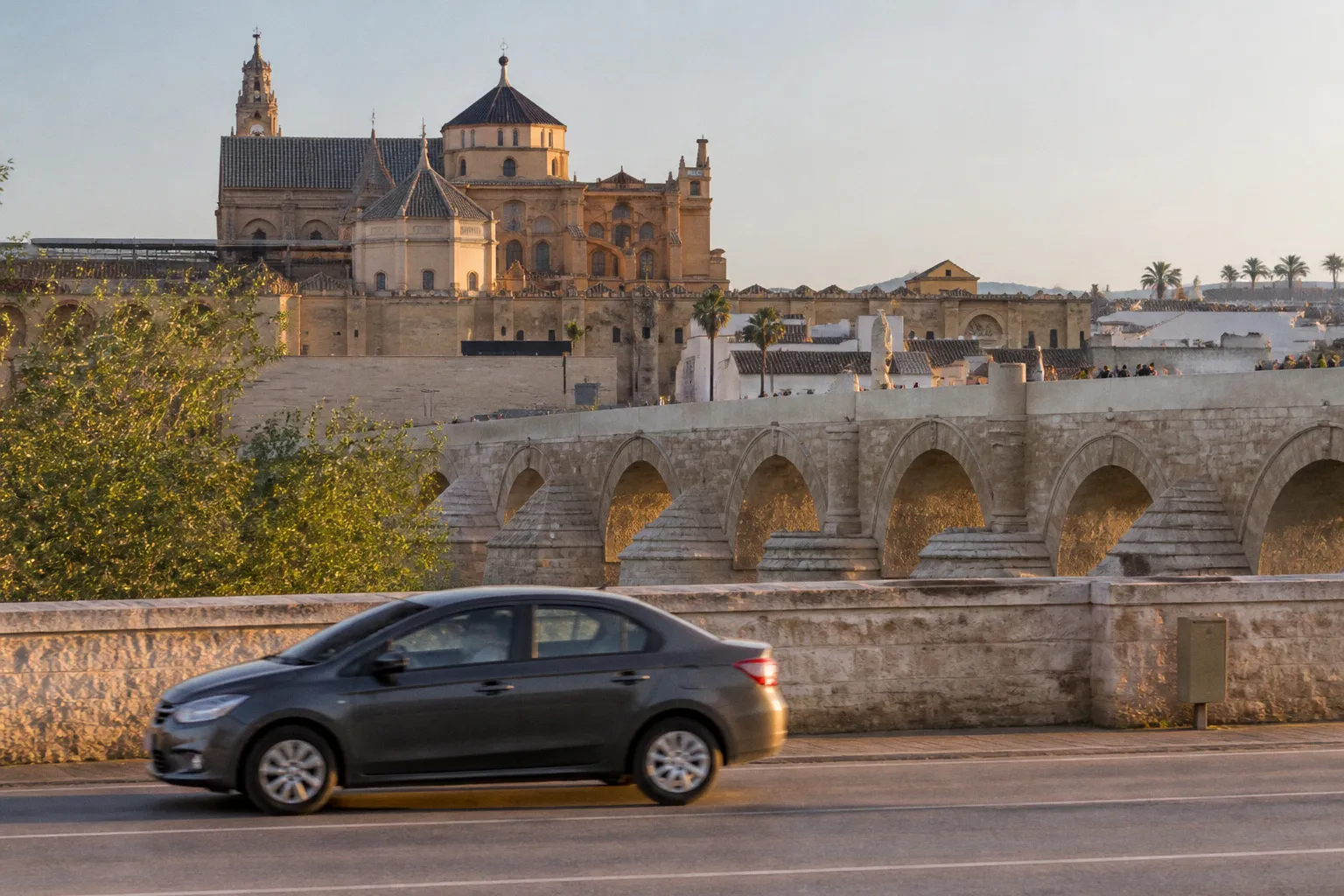 Location de voiture à Cordoue (Espagne) : le guide pratique